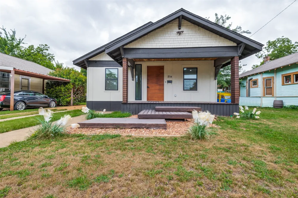 514 S Marlborough Avenue Dallas, TX 75208