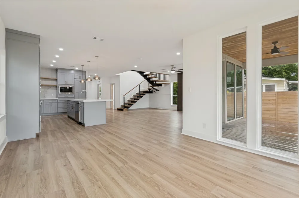 514 S Marlborough Avenue Dallas, TX 75208