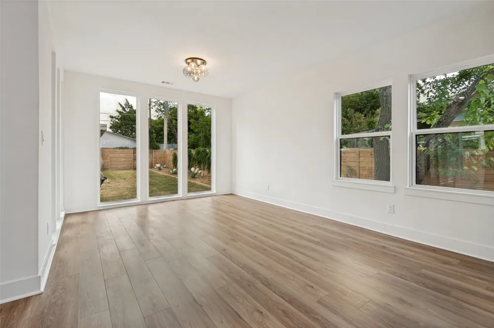 514 S Marlborough Avenue Dallas, TX 75208