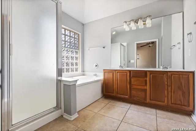908 RIMROCK TRL Schertz, TX 78154