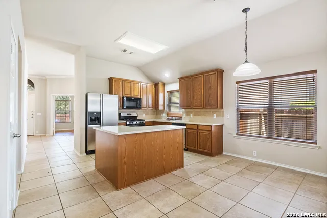 908 RIMROCK TRL Schertz, TX 78154