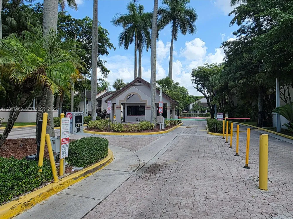 13967 SW 91st Ter #13967 Miami, FL 33186