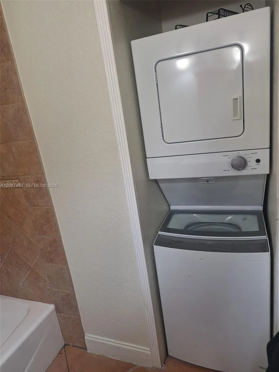 13967 SW 91st Ter #13967 Miami, FL 33186