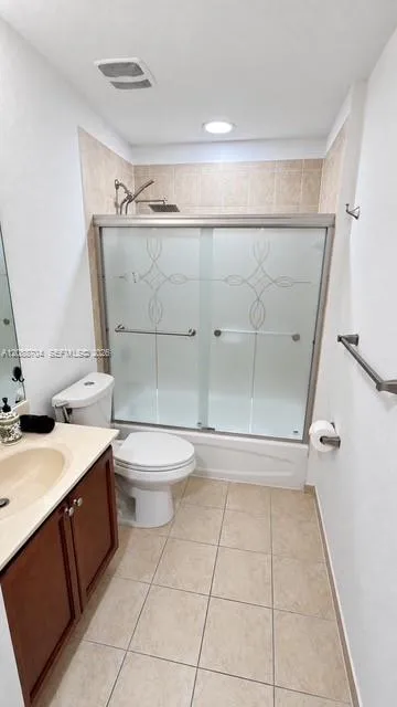 11401 NW 89th St #111 Doral, FL 33178