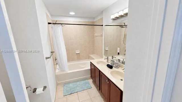 11401 NW 89th St #111 Doral, FL 33178