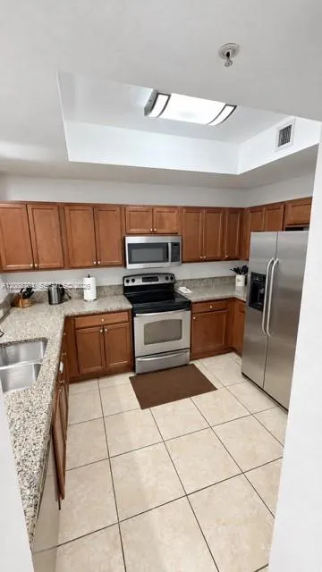 11401 NW 89th St #111 Doral, FL 33178