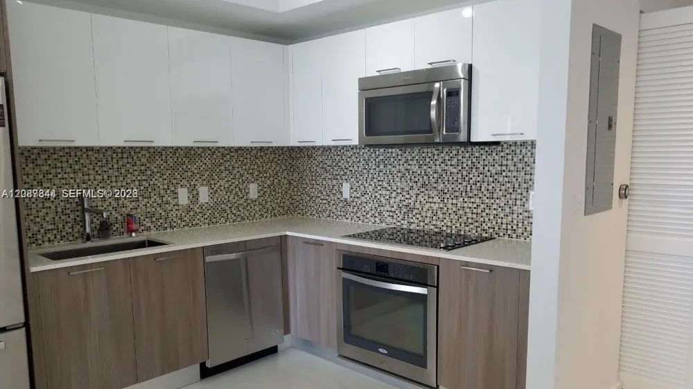 5300 Paseo Blvd #1012 Doral, FL 33166