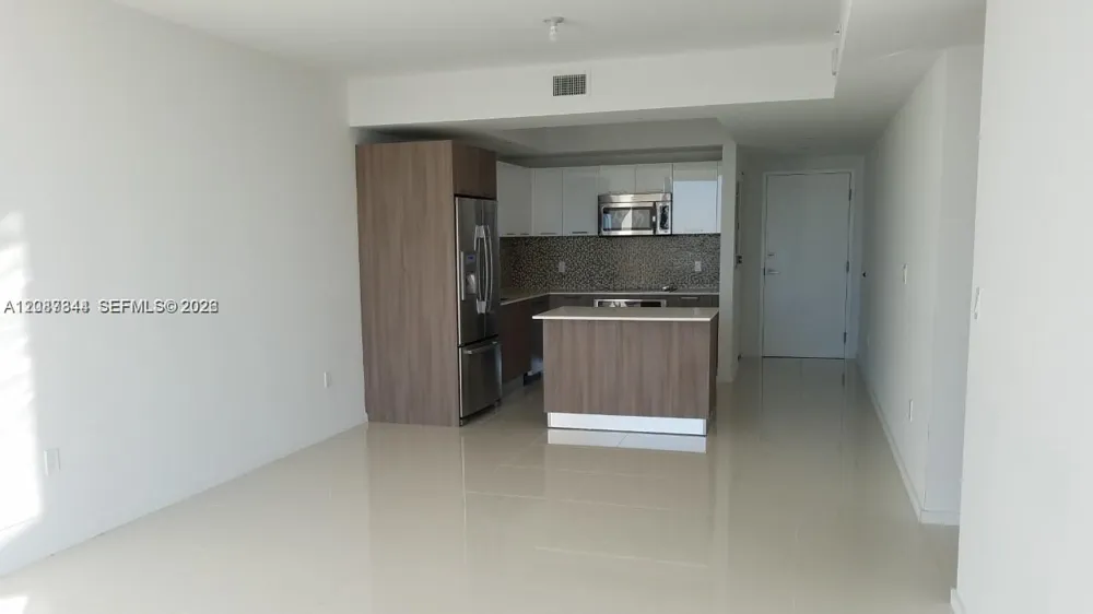 5300 Paseo Blvd #1012 Doral, FL 33166