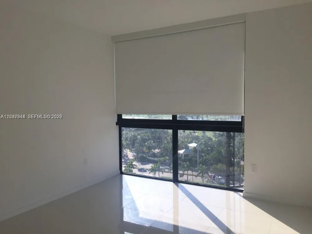 5300 Paseo Blvd #1012 Doral, FL 33166