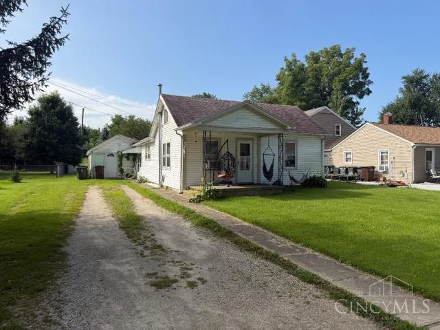 27 E Poplar Street Phillipsburg, OH 45354