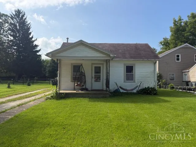 27 E Poplar Street Phillipsburg, OH 45354