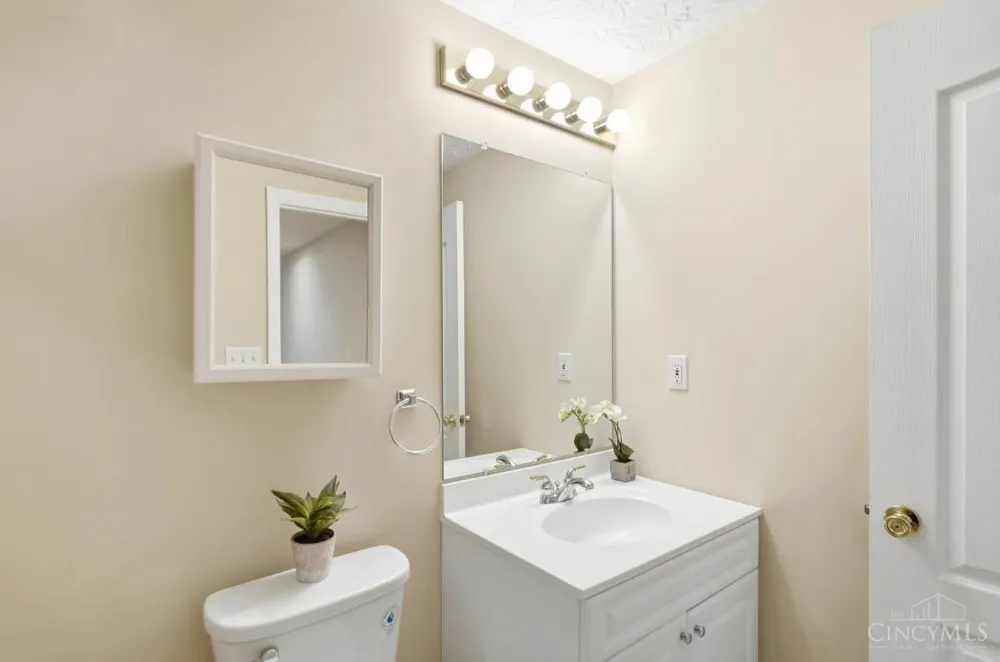 6269 Hedgerow Drive West Chester, OH 45069