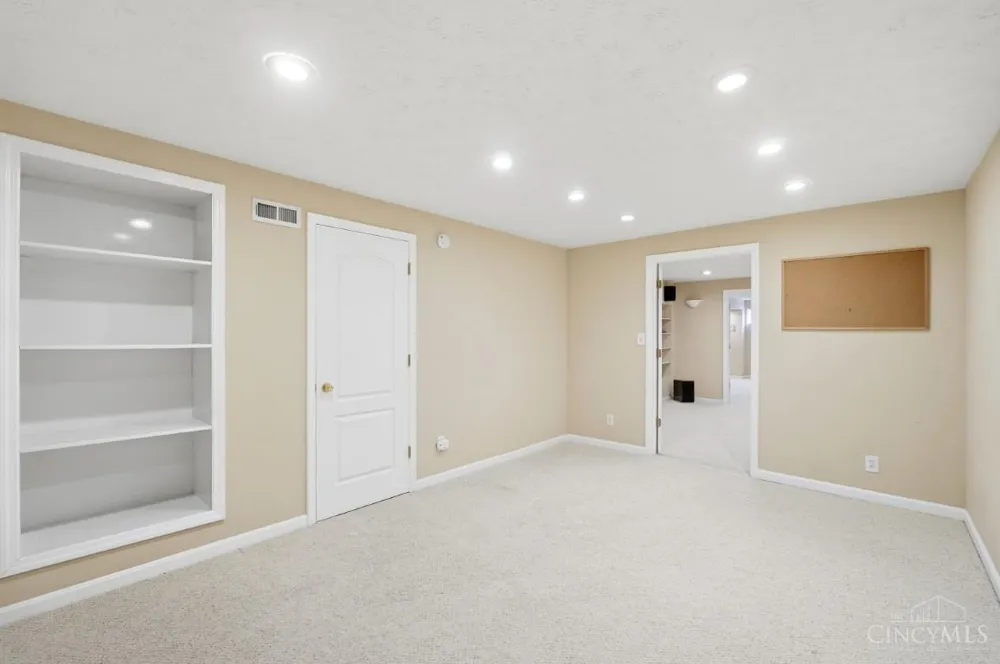 6269 Hedgerow Drive West Chester, OH 45069