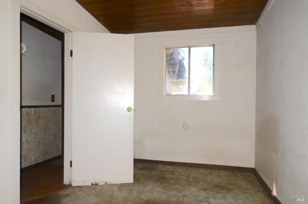 2610 Giffen Avenue Santa Rosa, CA 95407