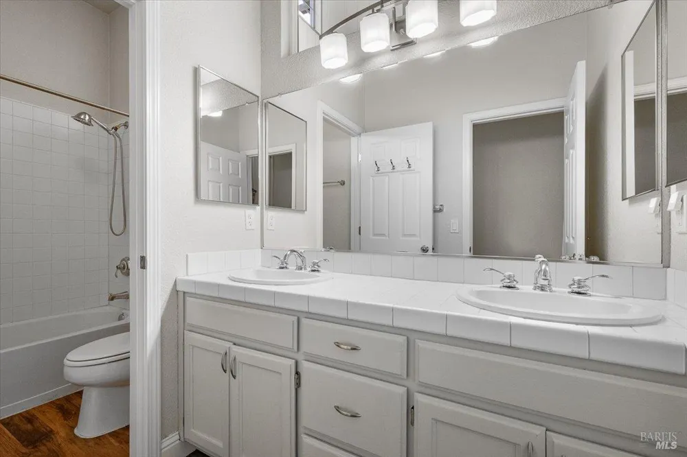 1197 Vintage Greens Drive Windsor, CA 95492