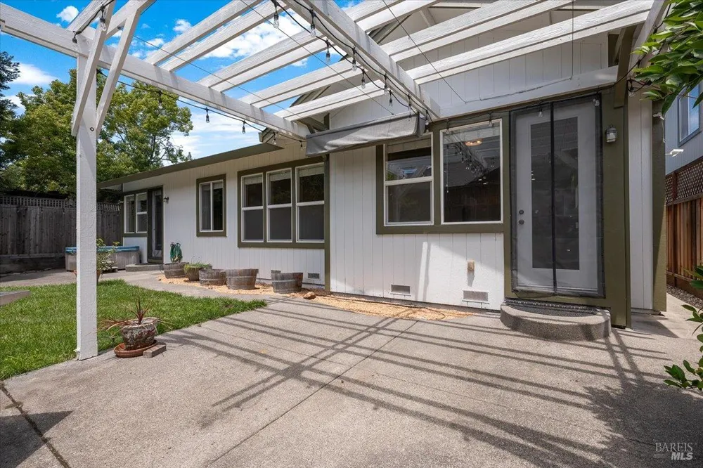 1197 Vintage Greens Drive Windsor, CA 95492