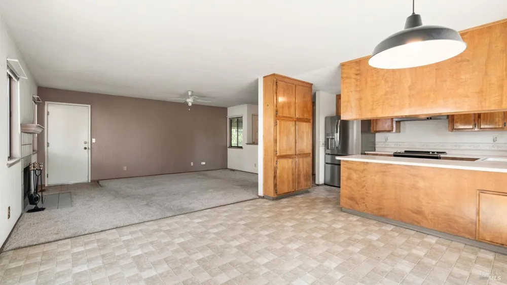 1205 Marble Street Santa Rosa, CA 95407
