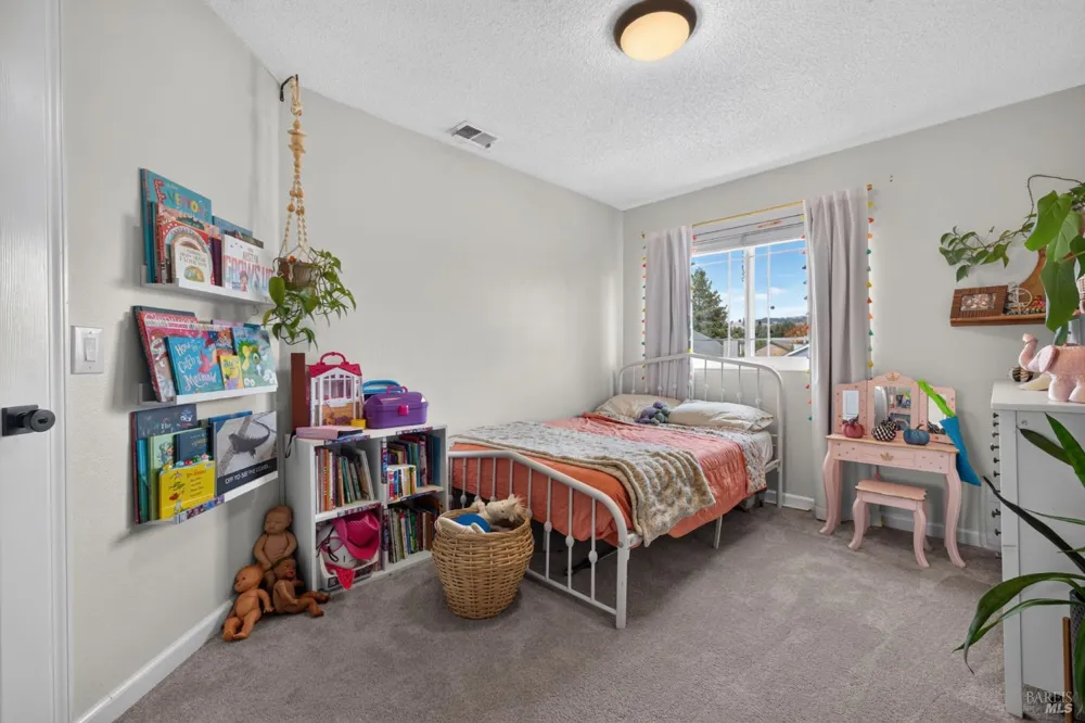 7423 Monique Place Rohnert Park, CA 94928