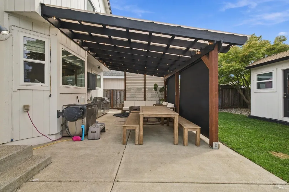 7423 Monique Place Rohnert Park, CA 94928