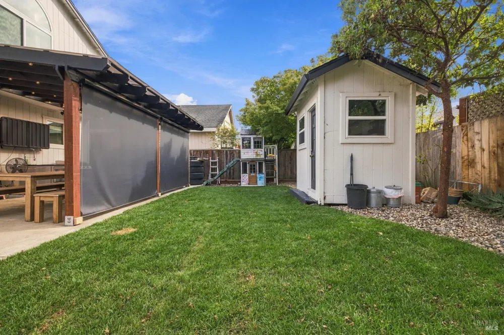 7423 Monique Place Rohnert Park, CA 94928