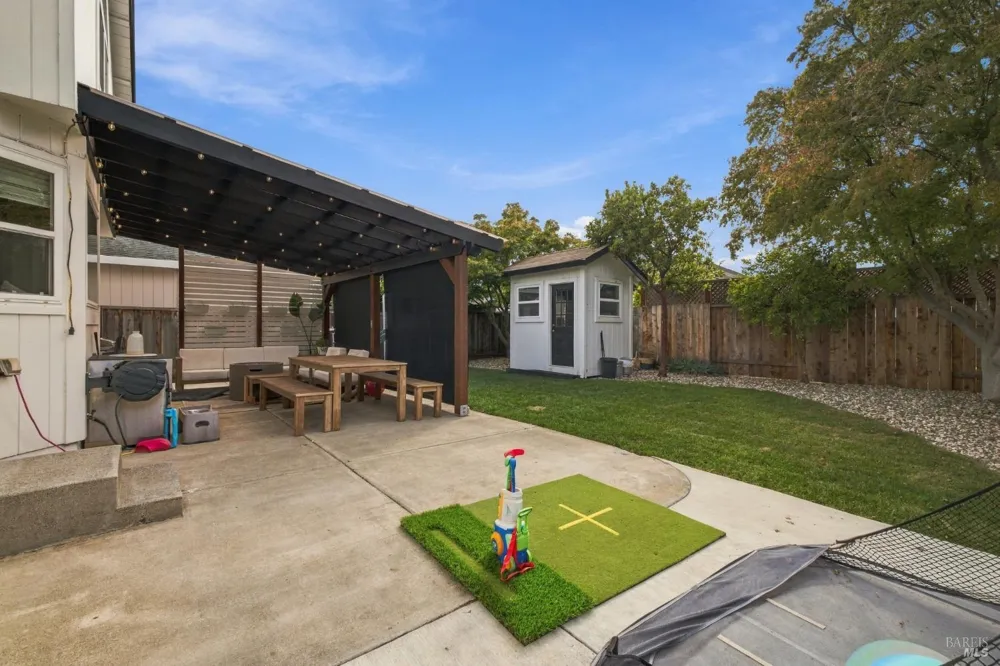7423 Monique Place Rohnert Park, CA 94928