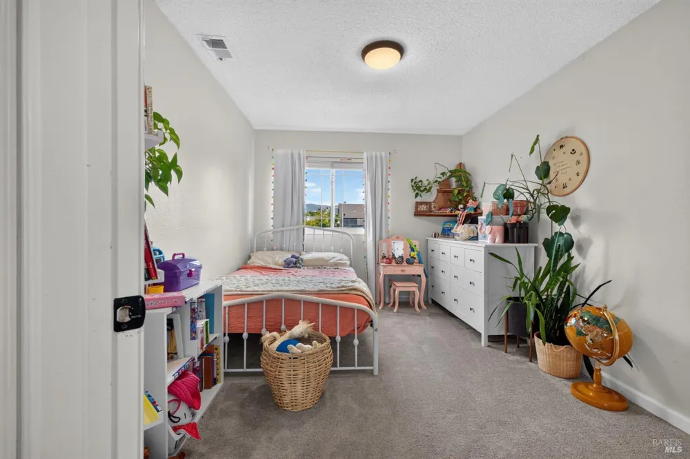 7423 Monique Place Rohnert Park, CA 94928