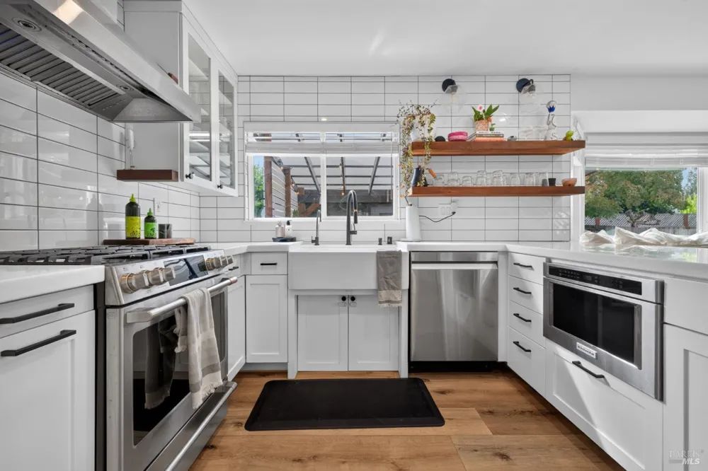 7423 Monique Place Rohnert Park, CA 94928