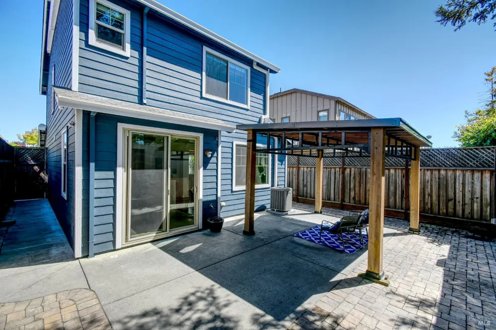 2345 Sophia Drive Santa Rosa, CA 95403