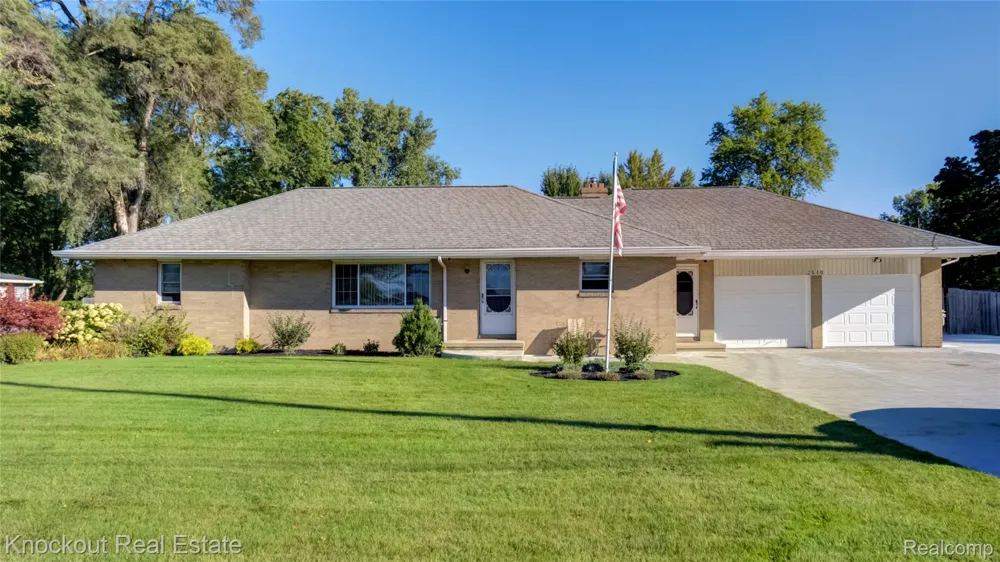2640 Shattuck Road Saginaw Charter Township, MI 48603