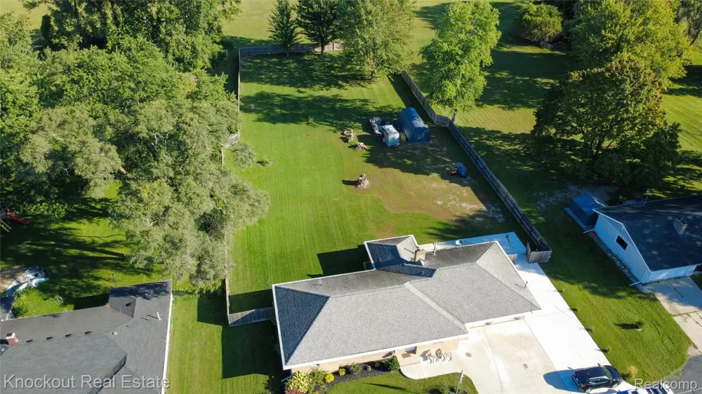 2640 Shattuck Road Saginaw Charter Township, MI 48603