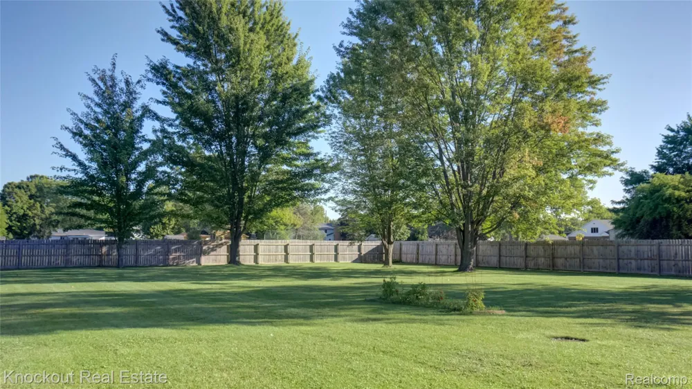 2640 Shattuck Road Saginaw Charter Township, MI 48603