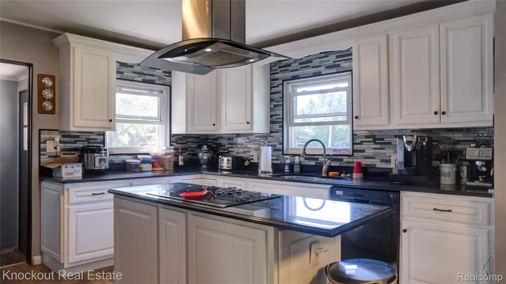 2640 Shattuck Road Saginaw Charter Township, MI 48603
