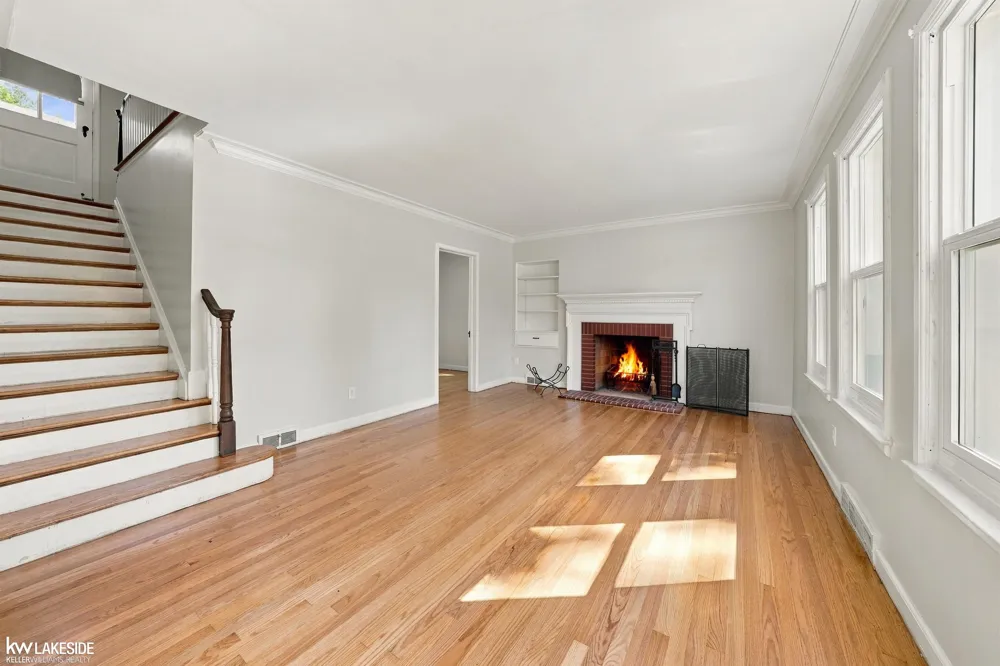 16001 Collingham Drive Detroit City, MI 48205