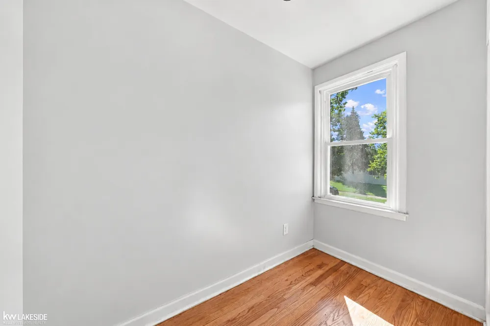 16001 Collingham Drive Detroit City, MI 48205
