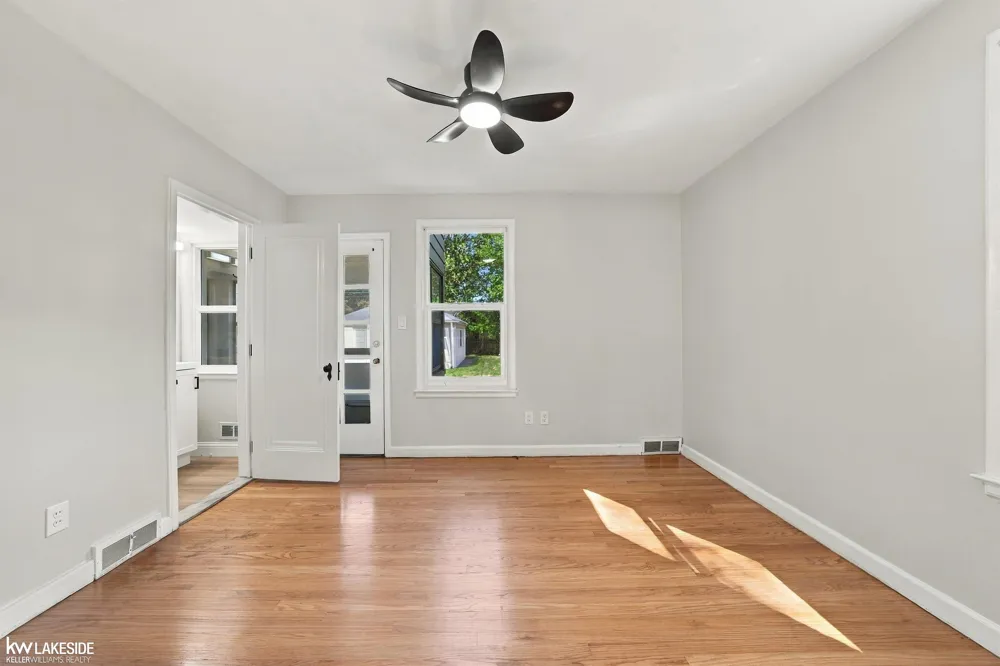 16001 Collingham Drive Detroit City, MI 48205