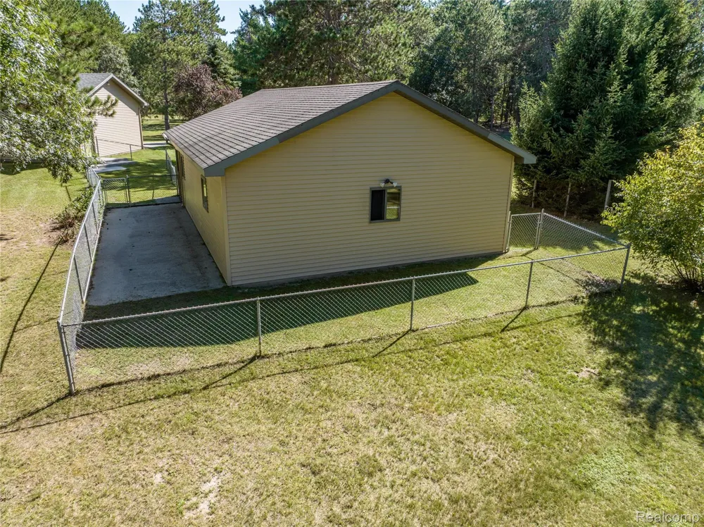 1178 E Hughes Lake Road Big Creek Township, MI 48654