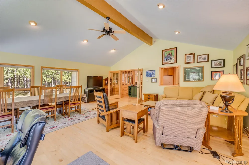 1178 E Hughes Lake Road Big Creek Township, MI 48654