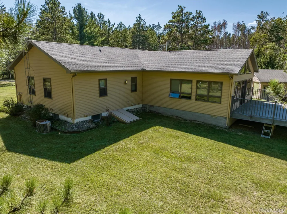 1178 E Hughes Lake Road Big Creek Township, MI 48654