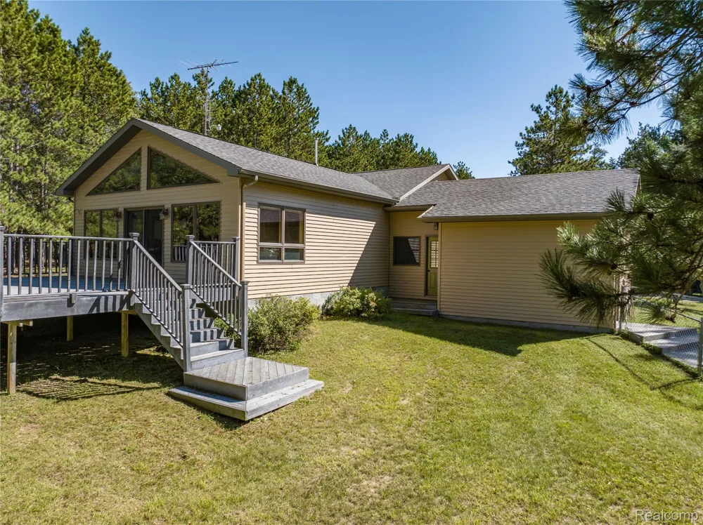 1178 E Hughes Lake Road Big Creek Township, MI 48654