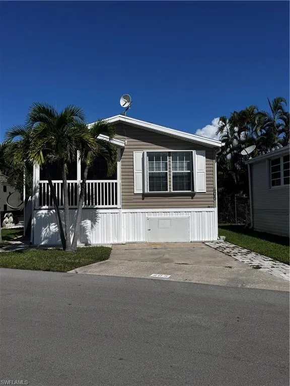 19681 Summerlin Road #405 Fort Myers, FL 33908
