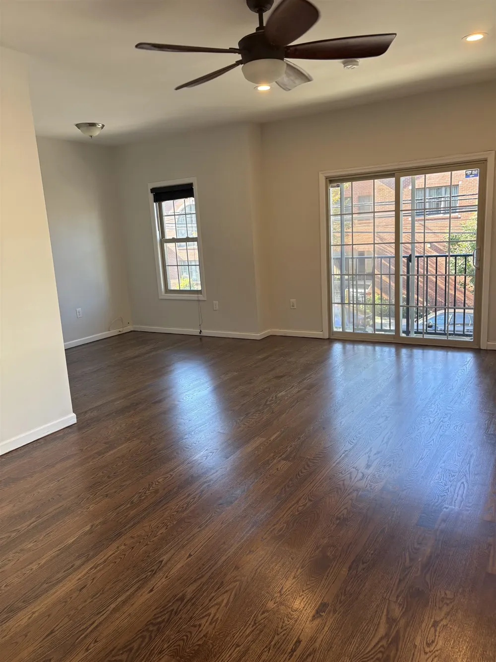 32 SOUTH ST Jersey City, NJ 07307