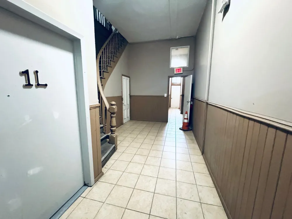 33 ORCHARD ST Jersey City, NJ 07306