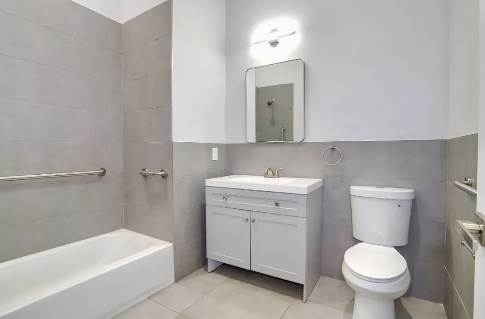 502 BROADWAY Bayonne, NJ 07002