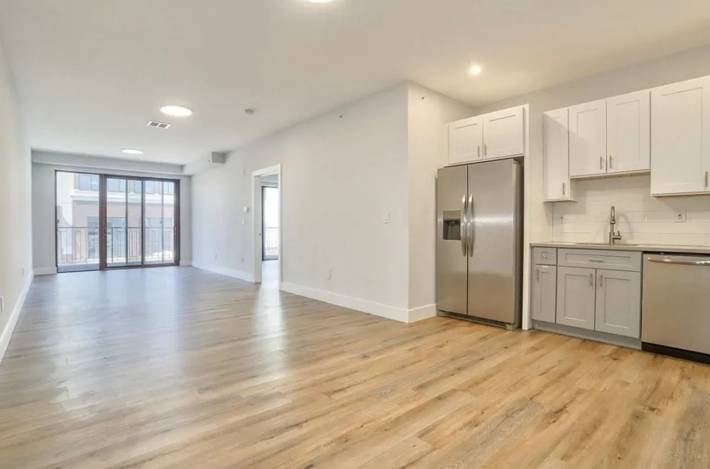 502 BROADWAY Bayonne, NJ 07002