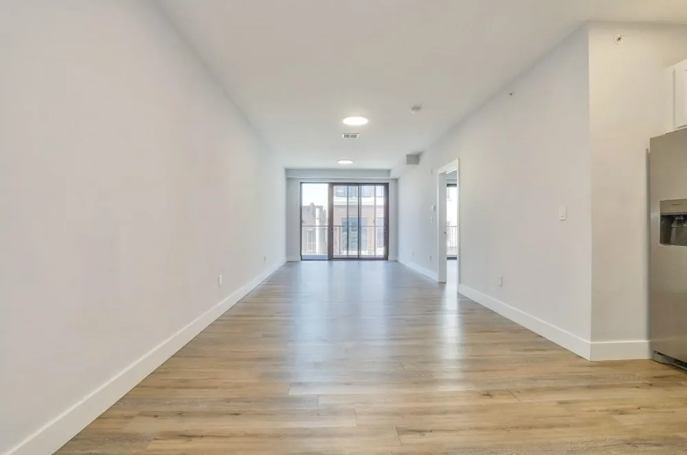 502 BROADWAY Bayonne, NJ 07002