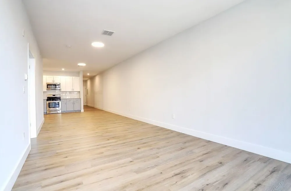 502 BROADWAY Bayonne, NJ 07002