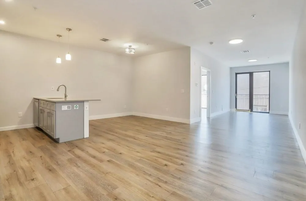 502 BROADWAY Bayonne, NJ 07002