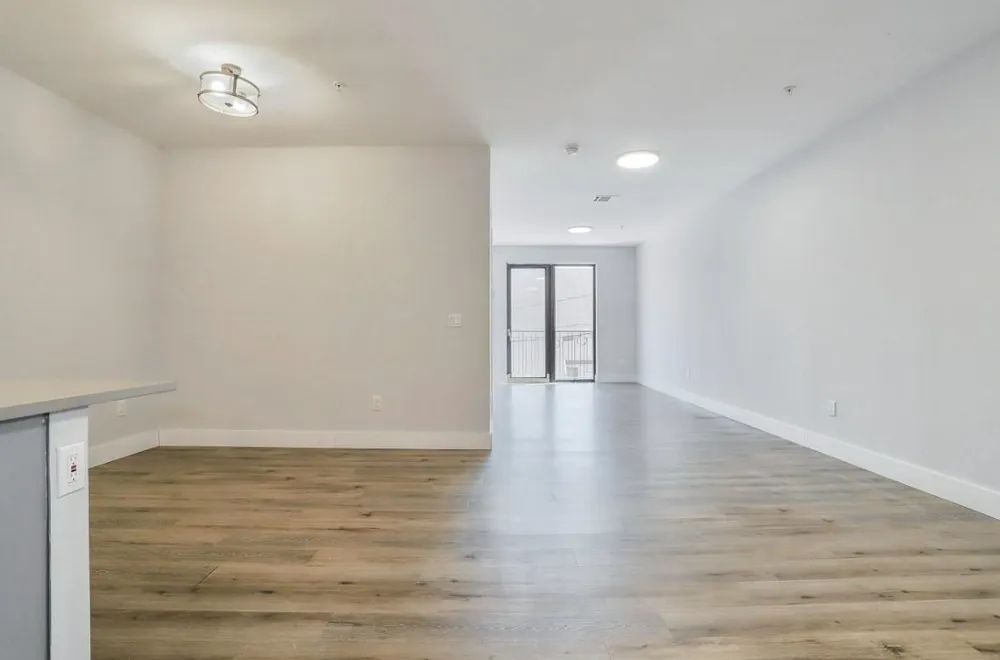 502 BROADWAY Bayonne, NJ 07002