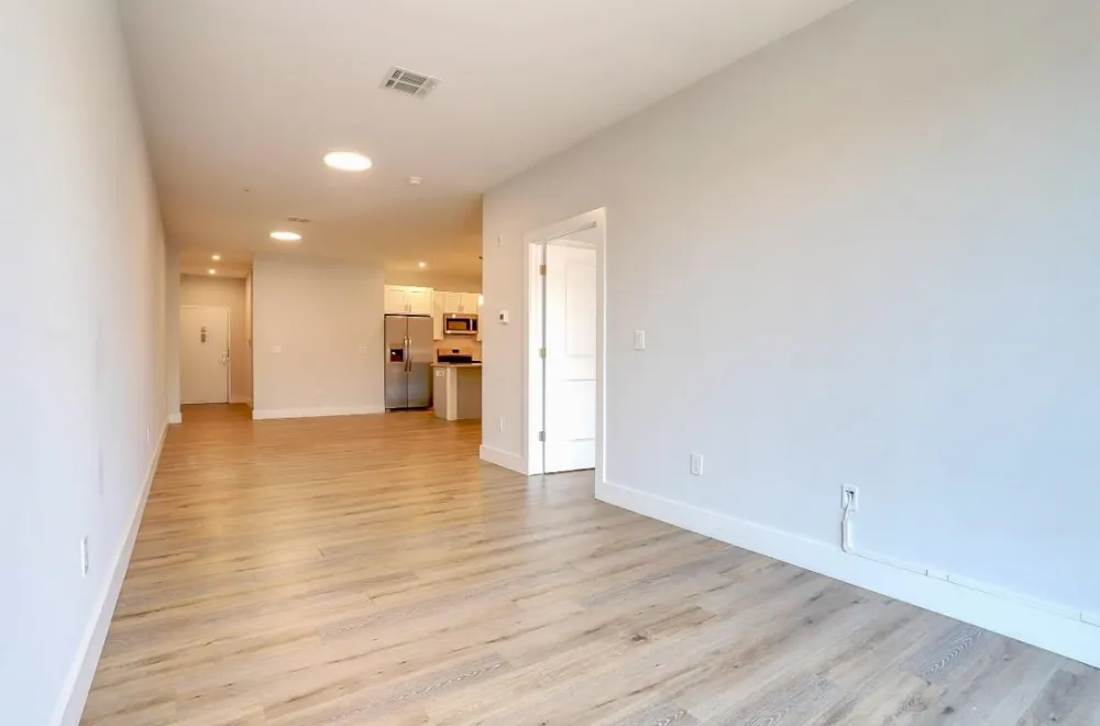 502 BROADWAY Bayonne, NJ 07002