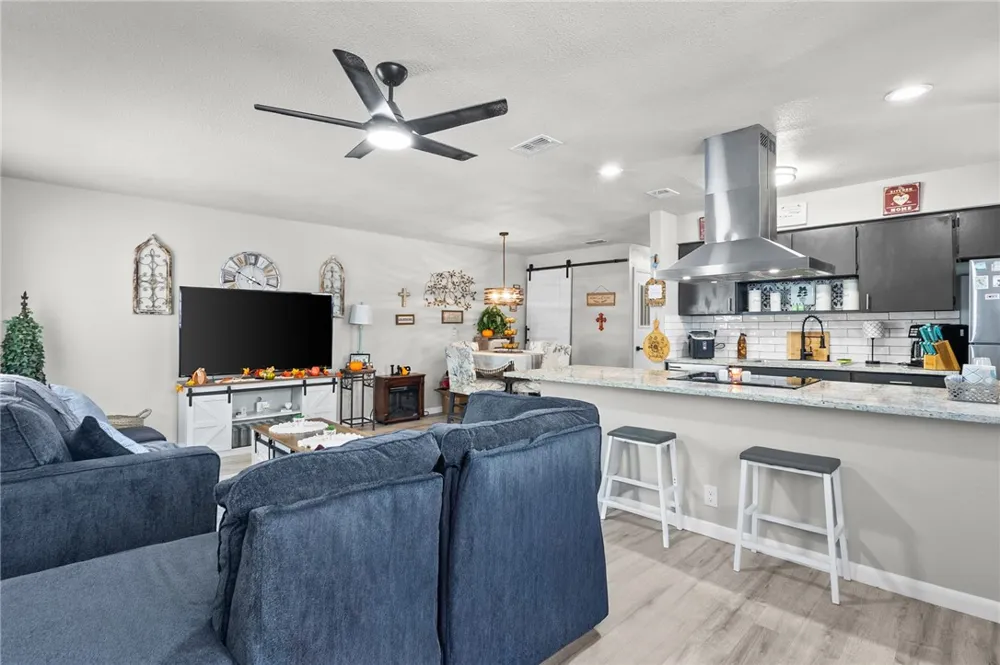 6107 Hidden Cove #4 Corpus Christi, TX 78412